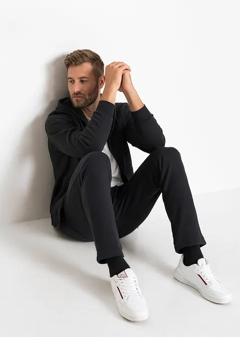 Joggingbroek met handige ritszakken, bonprix