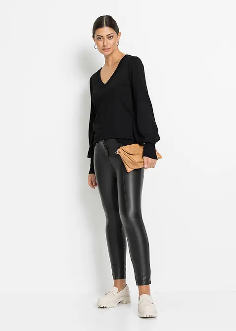 Fijngebreide trui in een viscosemix, bonprix