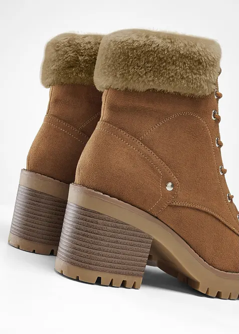 Gevoerde veterlaarsjes, bonprix