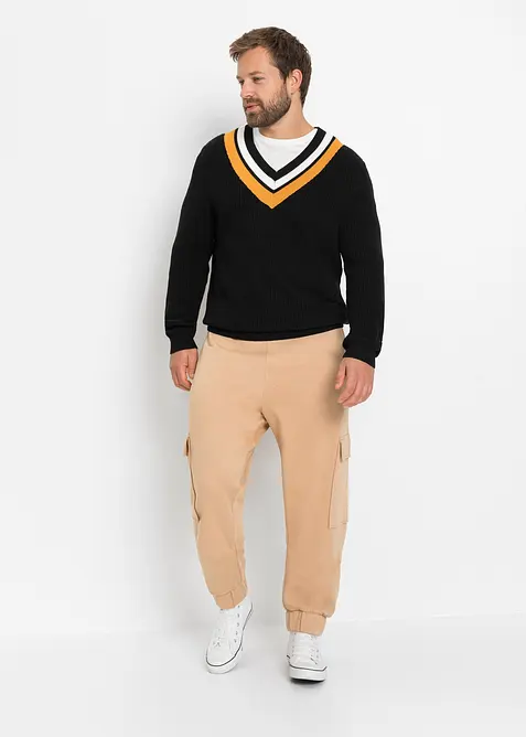 Fijngebreide trui met V-hals in een zachte katoenmix, bonprix