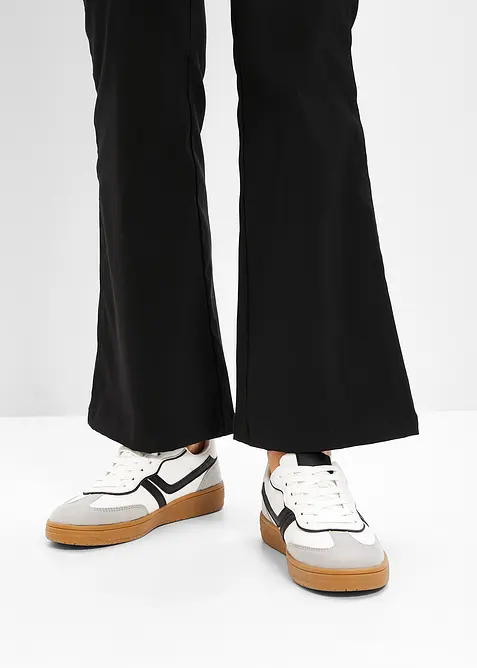 Sneakers in retrolook, bonprix