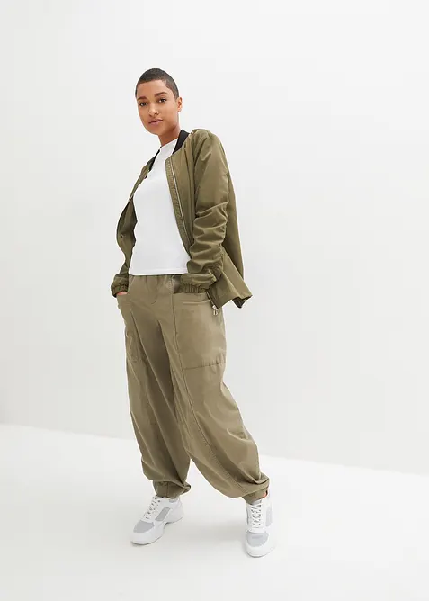 Lichte twill broek in een elastische katoenmix, bonprix