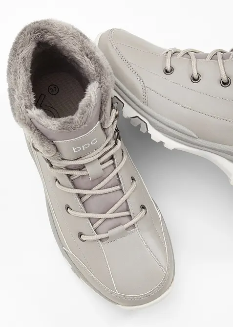 Gevoerde  veterboots, bonprix