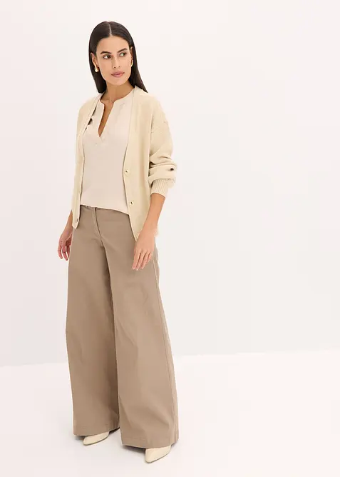 Blouse van soepel satijn met oversized schouders, bonprix