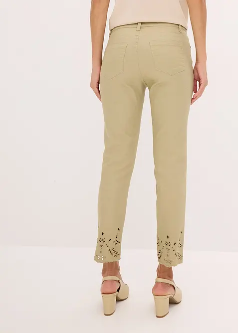 Stretch broek met broderie anglaise, bonprix