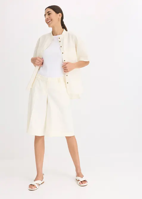 Getailleerde short, bonprix