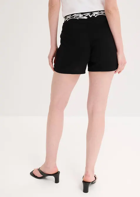 Short met borduursel van zachte viscose mix, bonprix