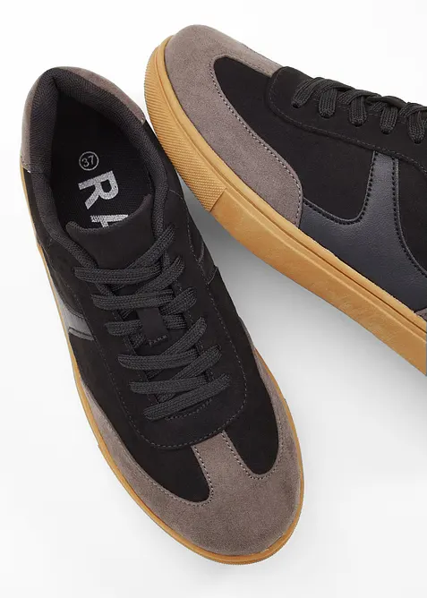 Sneakers in retrolook, bonprix