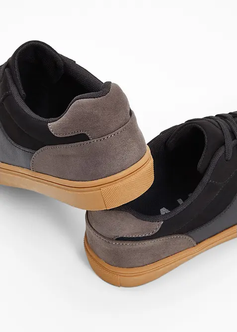 Sneakers in retrolook, bonprix