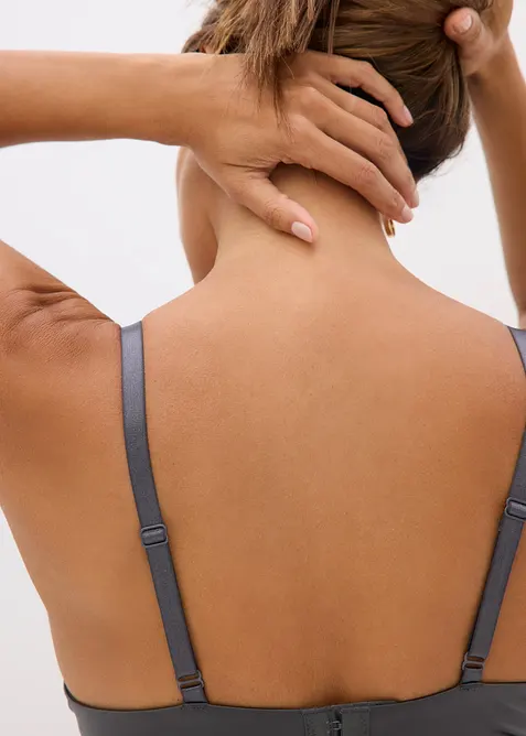 Voorgevormde bh met glanseffect, bonprix