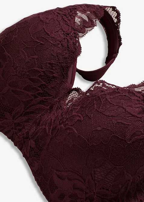 Voorgevormde bh met gewatteerde bandjes en delicate kant, bonprix