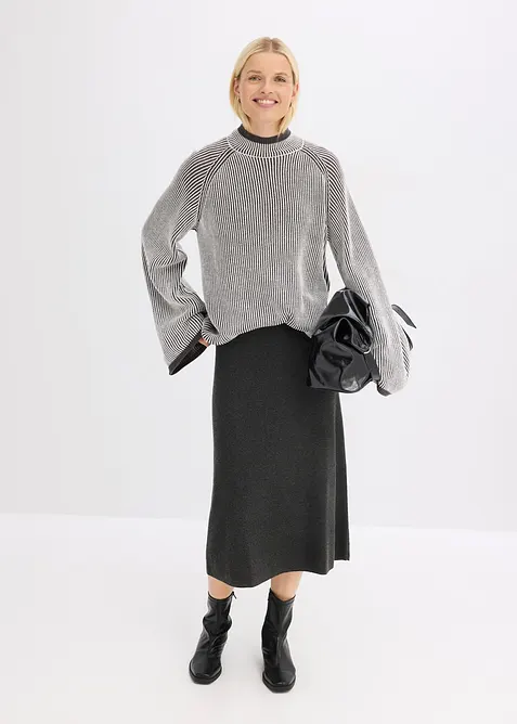 Oversized trui met opstaande kraag, bonprix