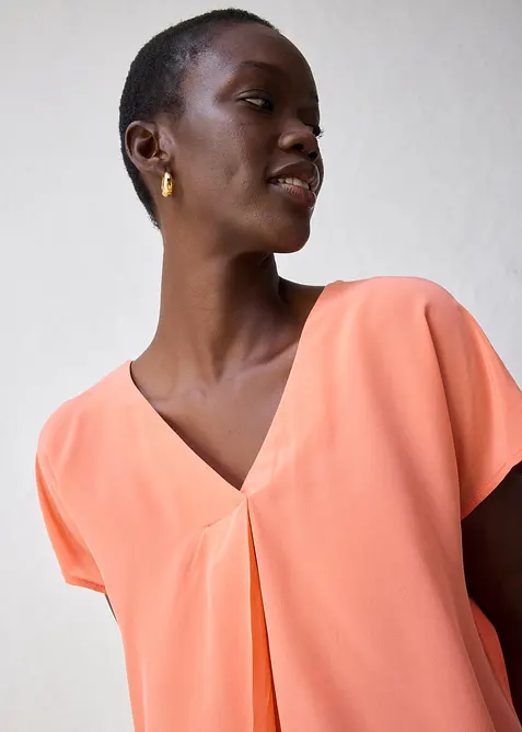 Shirt met zijde en geweven inzetstuk, bonprix