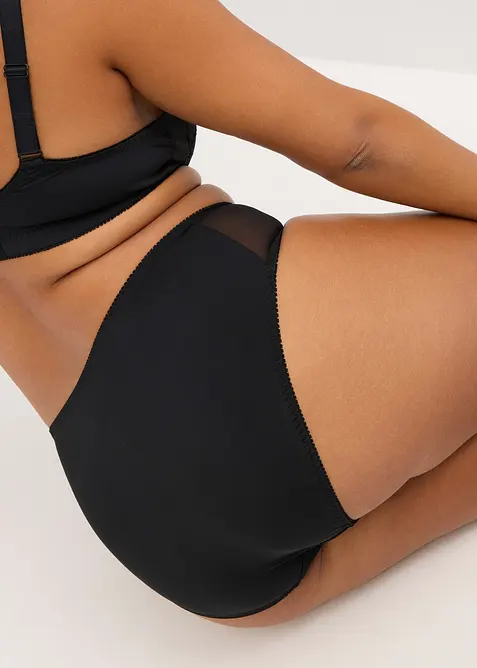 Maxislip met borduursel, bonprix