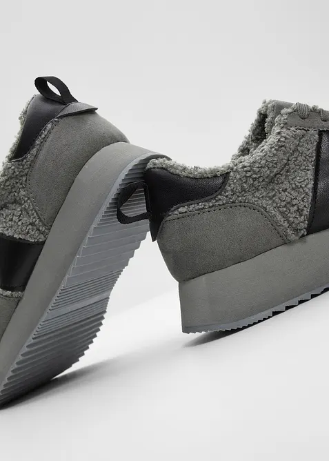 Plateau sneakers, bonprix