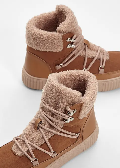 Gevoerde veterboots, bonprix