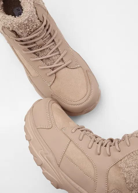 Gevoerde veterboots, bonprix