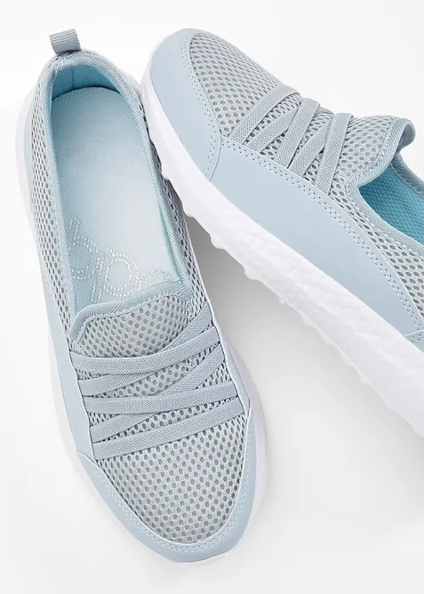 Comfortabele slip-in sneakers met een lichte zool, bonprix
