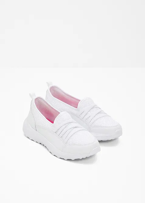 Comfortabele slip-in sneakers met een lichte zool, bonprix