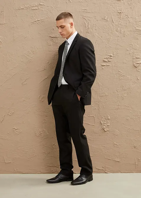 Pak met overhemd en stropdas, regular fit (4-dlg. set), bonprix