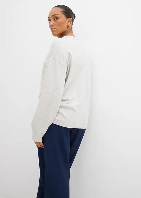 Fijngebreide trui met asymmetrische knopen, bonprix