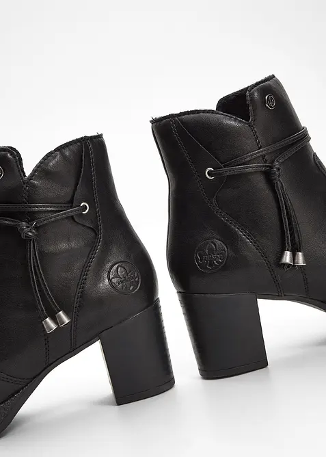 Enkellaarsjes van Rieker, Rieker