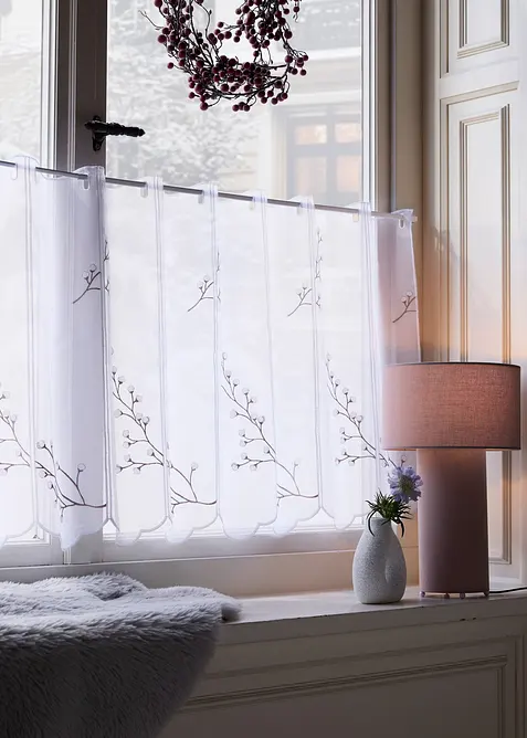 Valletje met borduursel, bonprix