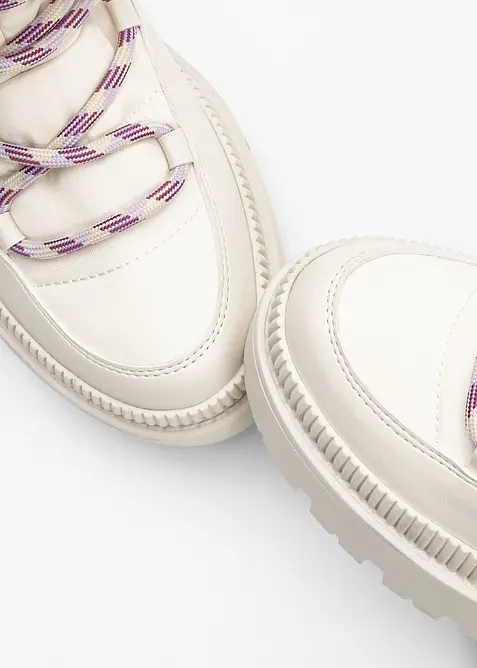 Gevoerde veterboots, bonprix