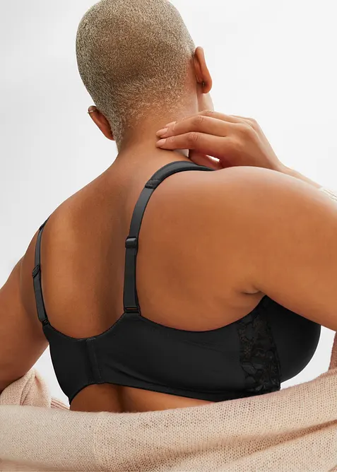 Voorgevormde bh met gewatteerde schouderbandjes, bonprix