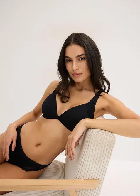 Voorgevormde bh zonder beugels van zacht geribd materiaal, bonprix