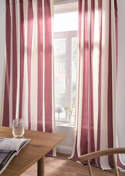 Gestreept gordijn met gerecycled polyester (1 stuk), bonprix