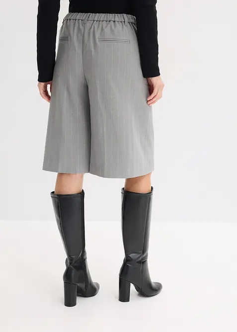 Bermuda met bandplooien, krijtstreep, bonprix