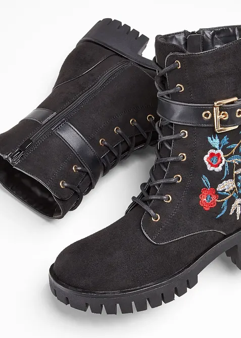 Veterboots met borduursel, bonprix