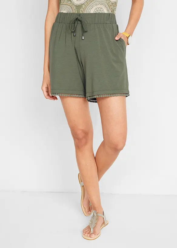 Jersey short in een viscosemix met een comfortabele band en kant, bonprix