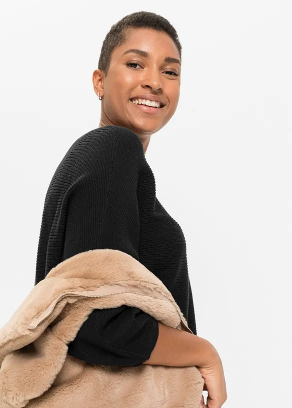 Geribde oversized trui in een viscosemix, bonprix