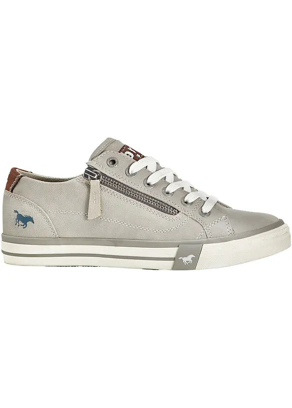 Sneakers van Mustang, Mustang