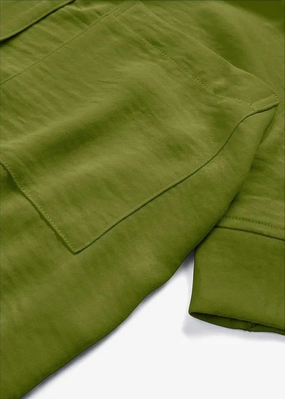 Blouse met borstzak en korte mouwen, bonprix