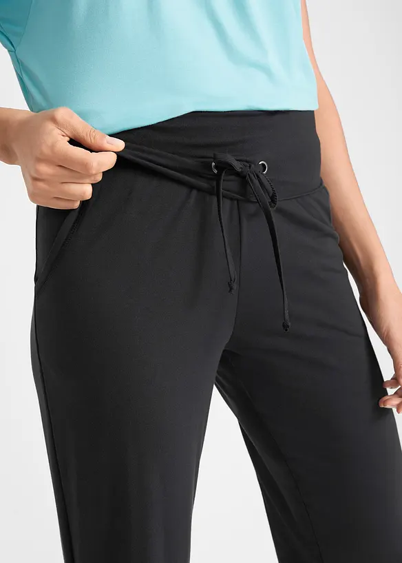 Capri met rijgkoordjes, bonprix