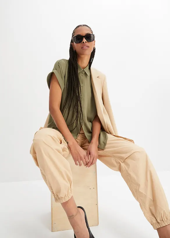Blouse met korte mouw van gerecycled polyester, bonprix