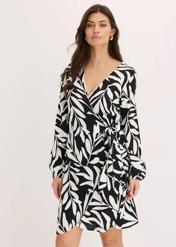 Wikkeljurk met print van vloeiende viscose, bonprix
