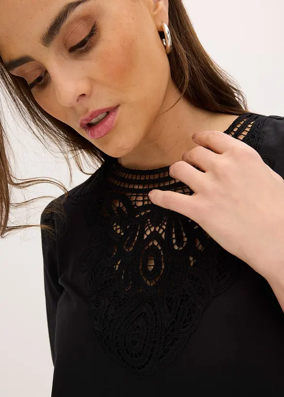 Blouse met korte mouwen en kant, bonprix