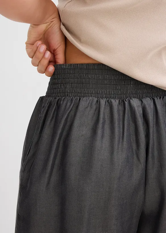 Instapshort met gesmokte band, bonprix