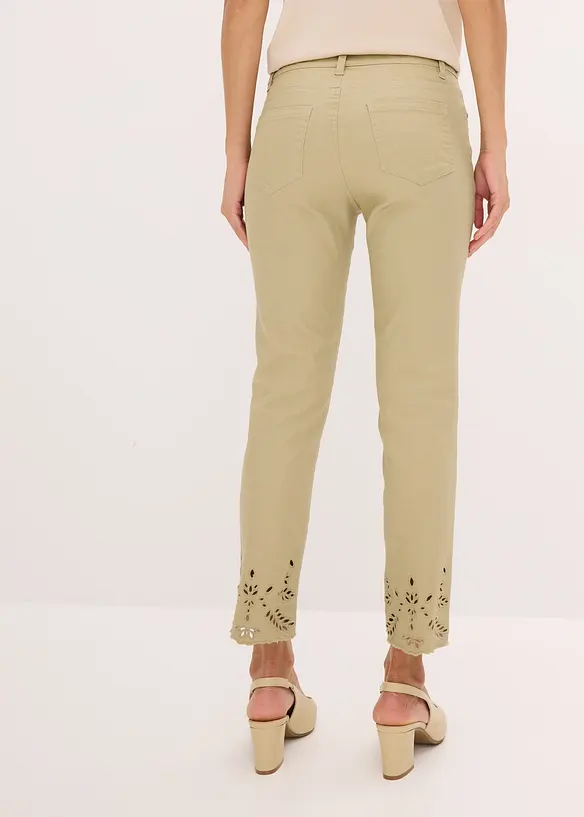 Stretch broek met broderie anglaise, bonprix