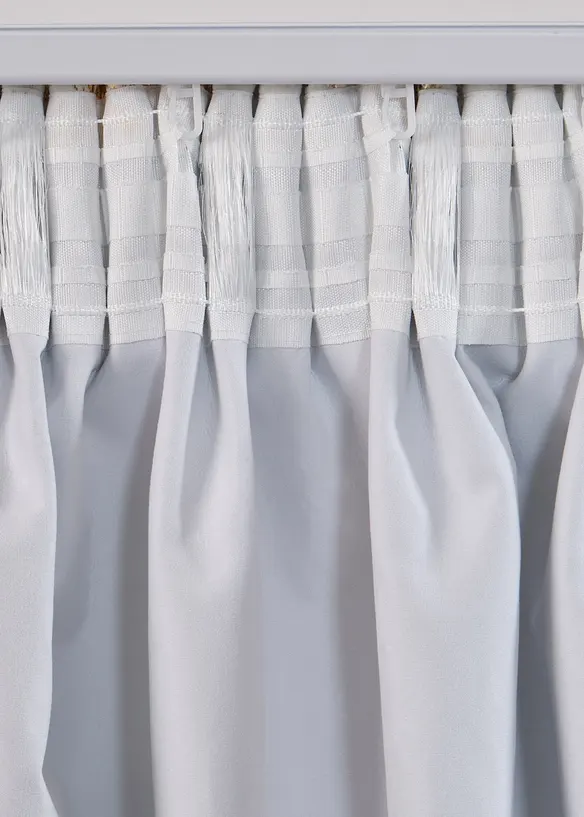 Verduisterend gordijn met een glanzend dessin (1 stuk), bonprix