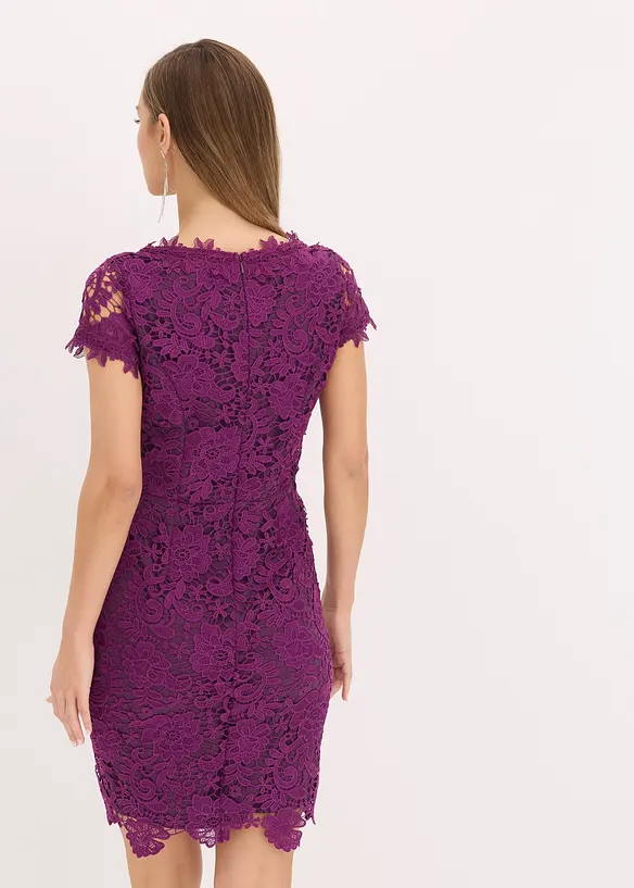 Mini jurk met gehaakte applicatie bij de halslijn, bonprix