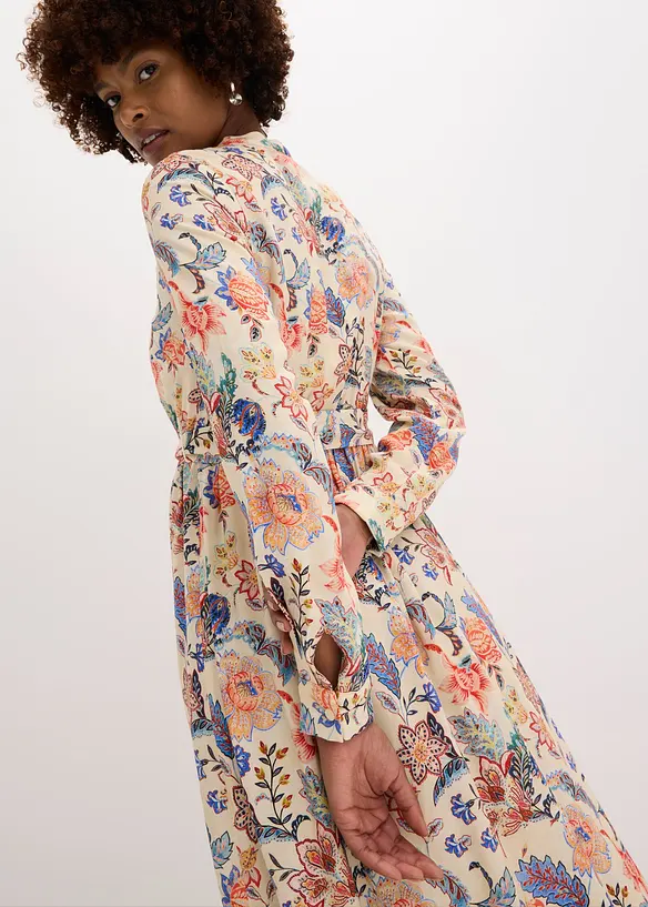 Maxi jurk met een bloemenprint, bonprix