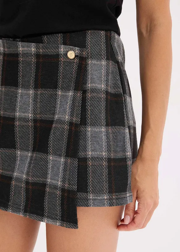 Skort met sierknop, bonprix