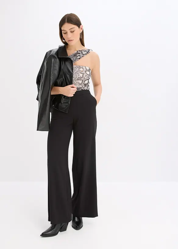 Asymmetrische top met cut-out, bonprix
