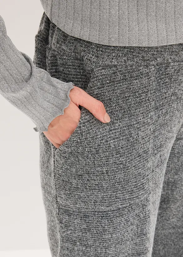 Pyjamabroek van zacht chenille, bonprix