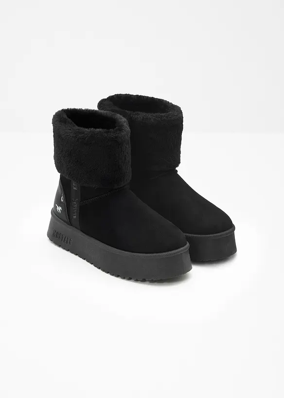 Plateau boots van Mustang, Mustang